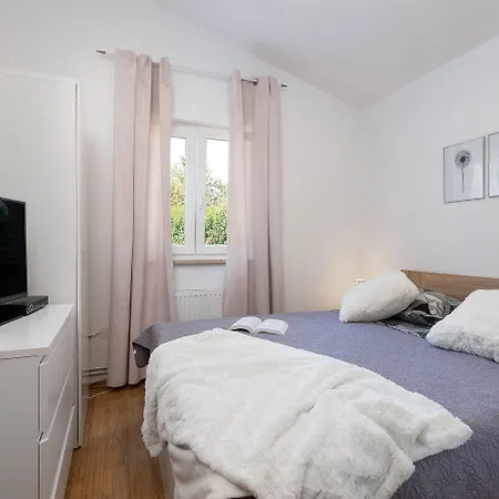 Nyaraló Charmante Mit Privatem Pool, Klima, Sonnenliegen, Terrasse Und Grill *